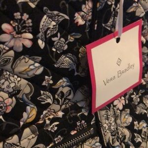 NWT LARGE VERA BRADLEY TOTE